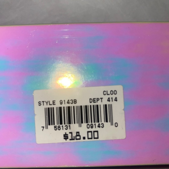 SIMPLY CHARMING Luck Of The Irish St Patrick’s Silver Tone Charm Bracelet NWT 2 - Picture 3 of 5